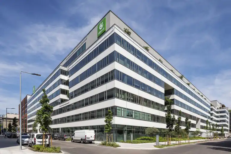 2021 – M12 OTP Irodaház